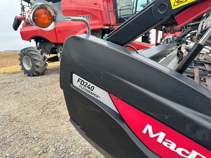 2022-mac-don-fd240-image-64