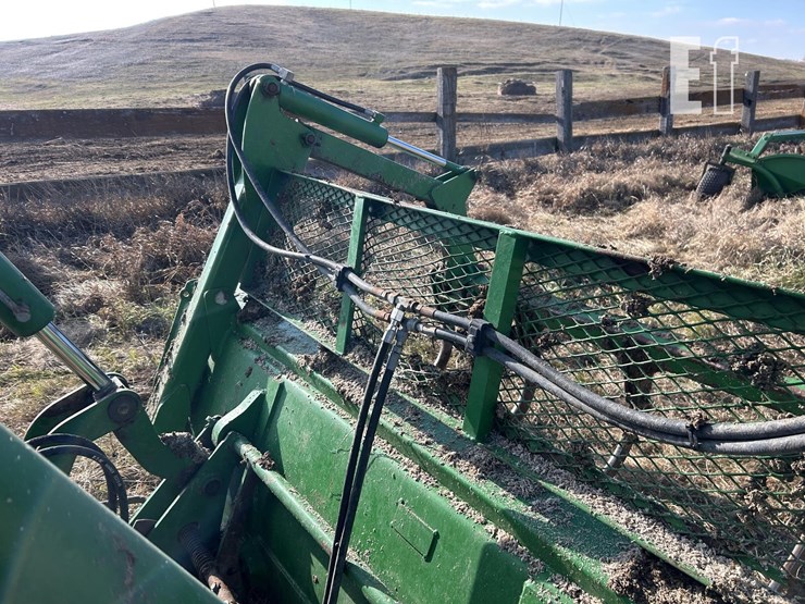 2013-john-deere-6170r-image-35