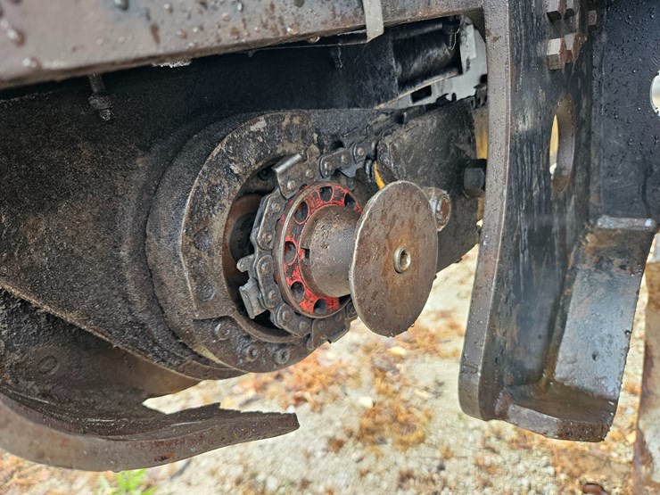 deere-200d-lc-image-87