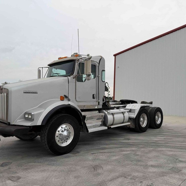 2012 KENWORTH T800