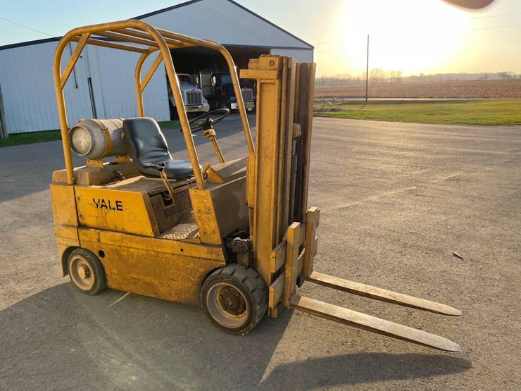 yale-5000#-lp-forklift-image-4