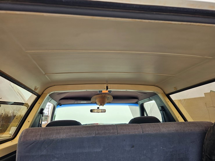 1989-ford-bronco-image-46