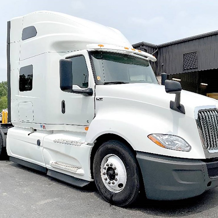 2020 INTERNATIONAL LT