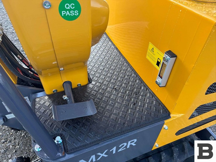 2025-cfg-industrial-mx12r-mini-excavator-image-28
