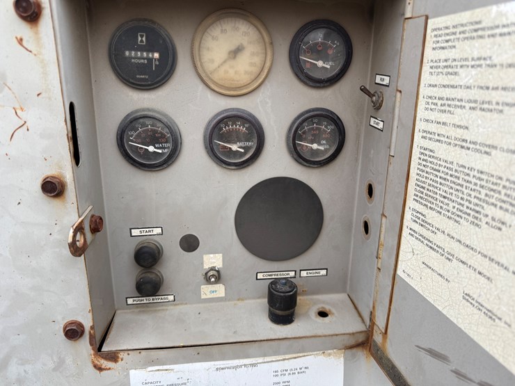 #22619-•-1994-leroi-185-portable-air-compressor-3272x209-6/94-image-31