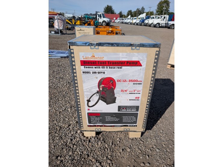 landhonor-diesel-fuel-transfer-pump-w/-49'-hose-image-1