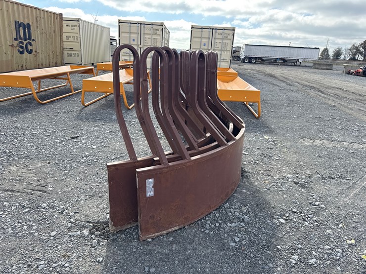 #22615-•-hay-ring-image-6