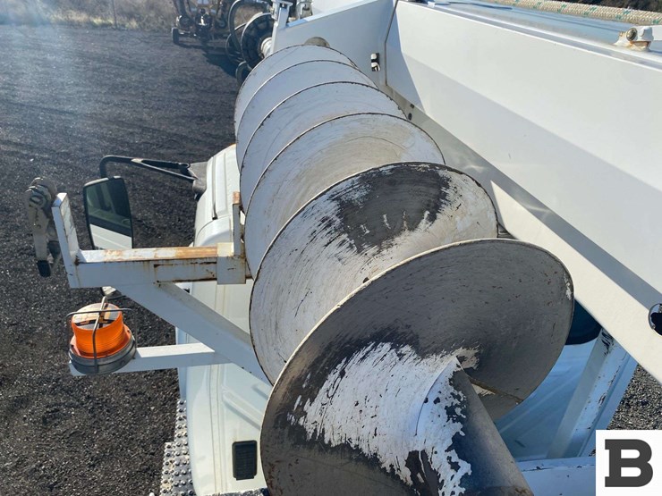 2011-international-durastar-4300-image-54