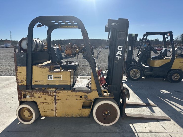 caterpillar-t80d-image-6