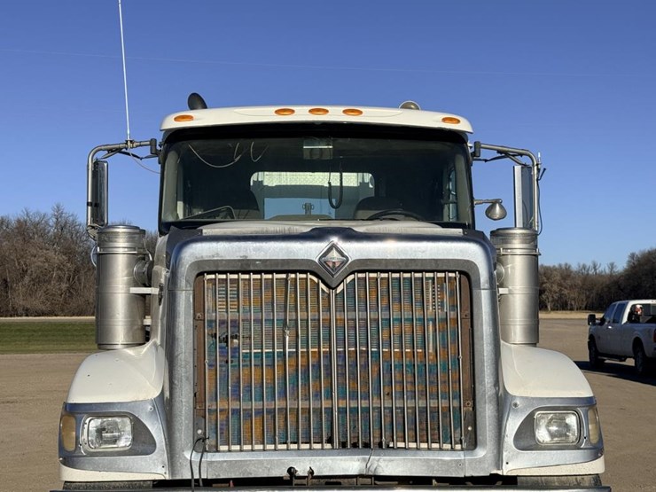 #1972-•-2008-international-eagle-day-cab-truck-tractor-image-27