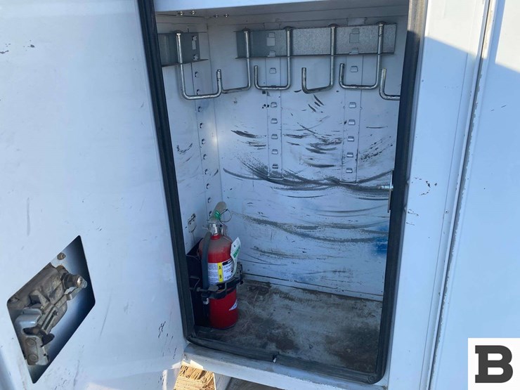 2011-international-durastar-4300-image-21