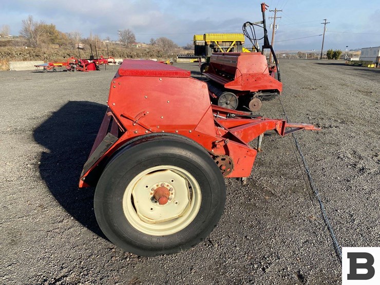 j.i.-case-5300-grain-drill-image-7