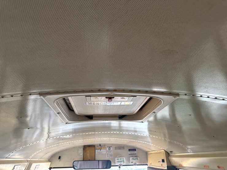 2005-international-pb105-image-65