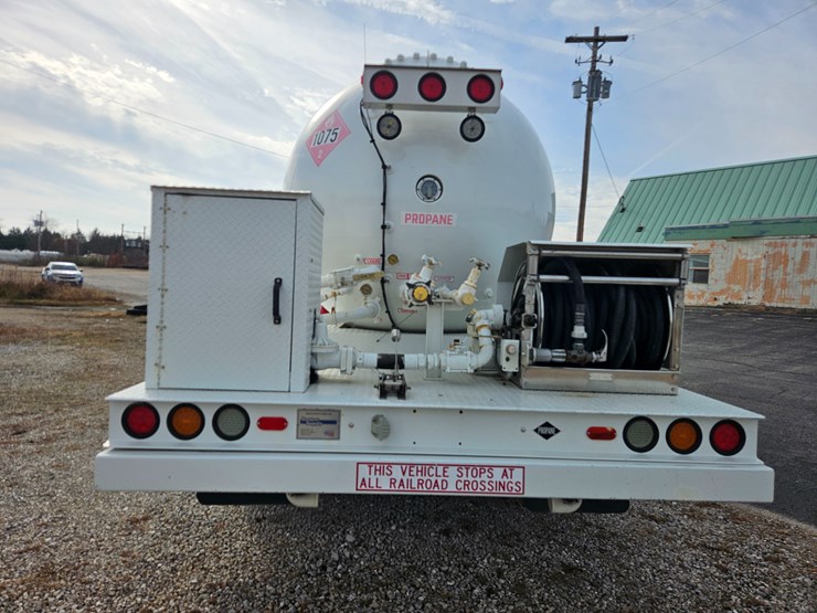 2018-freightliner-s2g-image-14