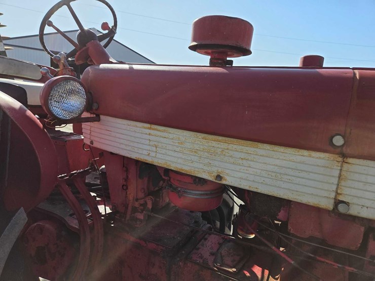 case-ih-560-image-43