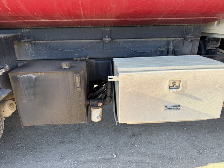 #1953-•-1998-ford-fuel-truck-image-56