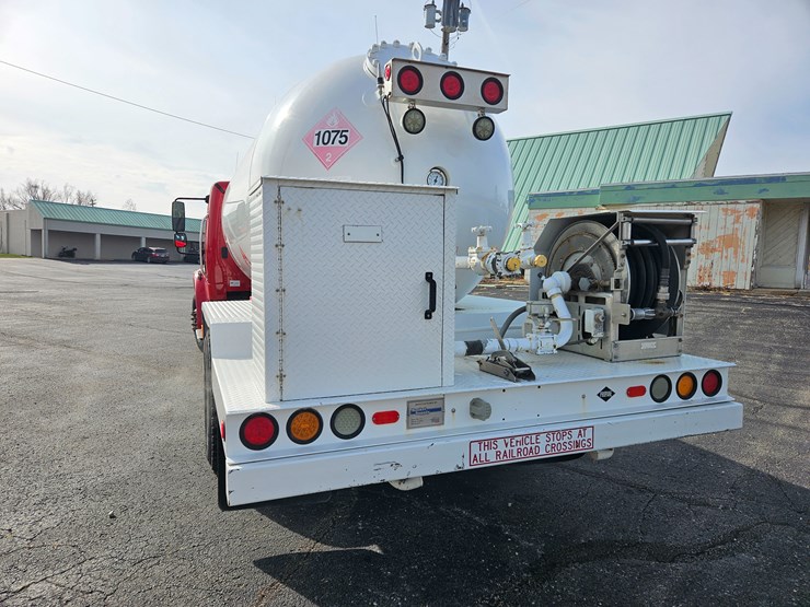 2016-freightliner-s2g-image-12