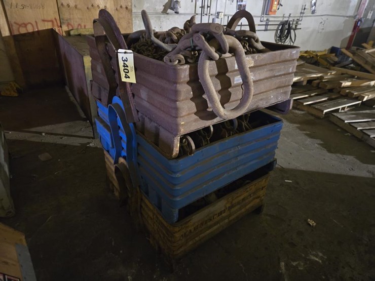 #3404-•-(3)-steel-crates-w/-misc.-chains-and-more-image-1