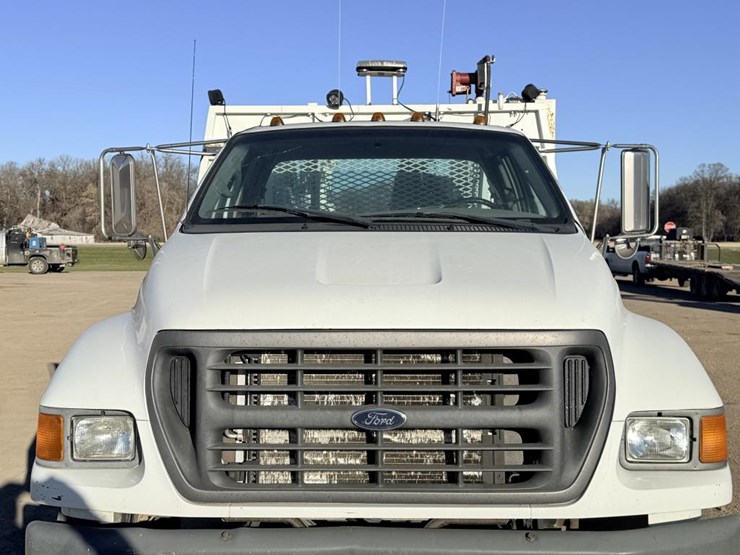 2000-ford-f650-sd-image-34