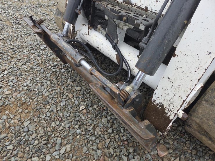 2020-bobcat-t740-image-10