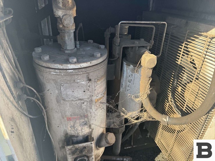 ingersoll-rand-air-compressor-image-11