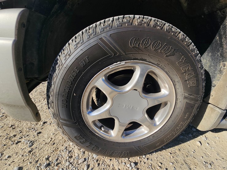 2004-gmc-yukon-image-60