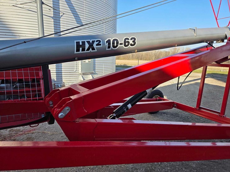 agi-mayrath-hx2-10"x63'-swing-away-auger-image-16