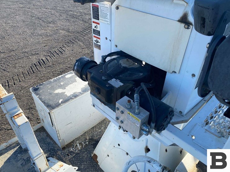 2011-international-durastar-4300-image-50