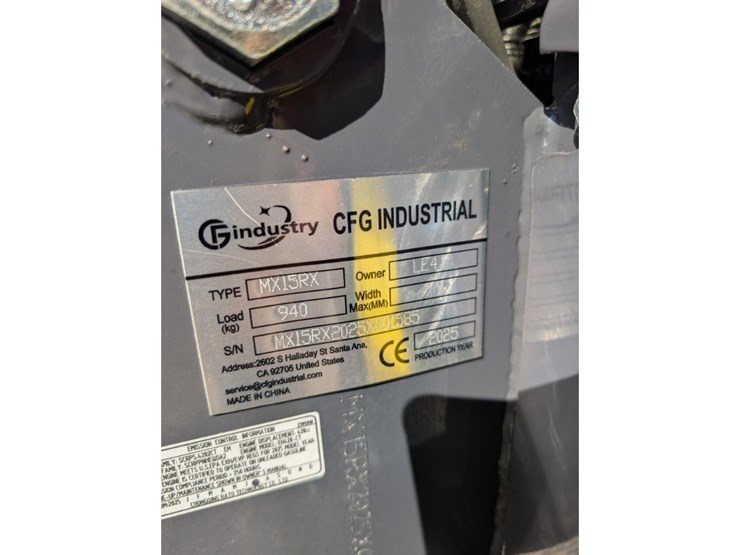 cfg-mx15rx-mini-excavator-w/-mechanical-thumb-image-11