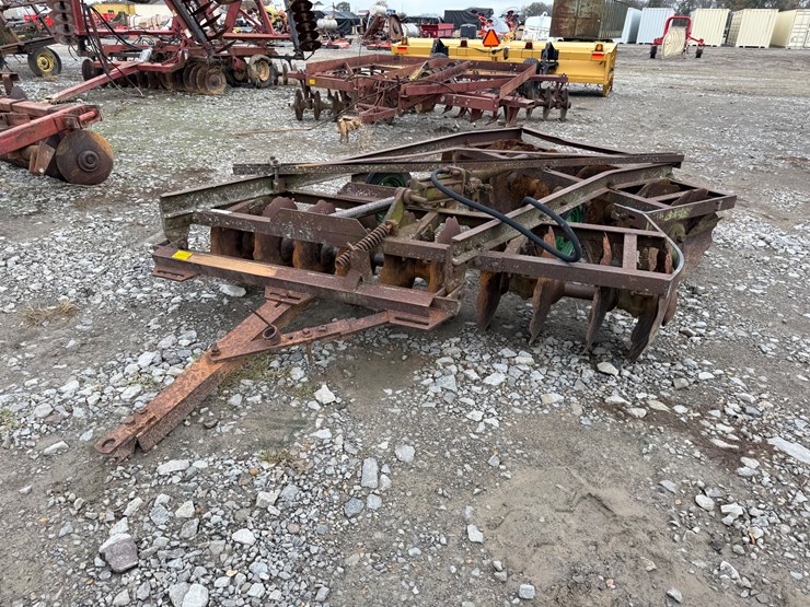 john-deere-7-image-1