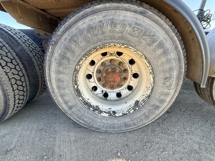 #1972-•-2008-international-eagle-day-cab-truck-tractor-image-59