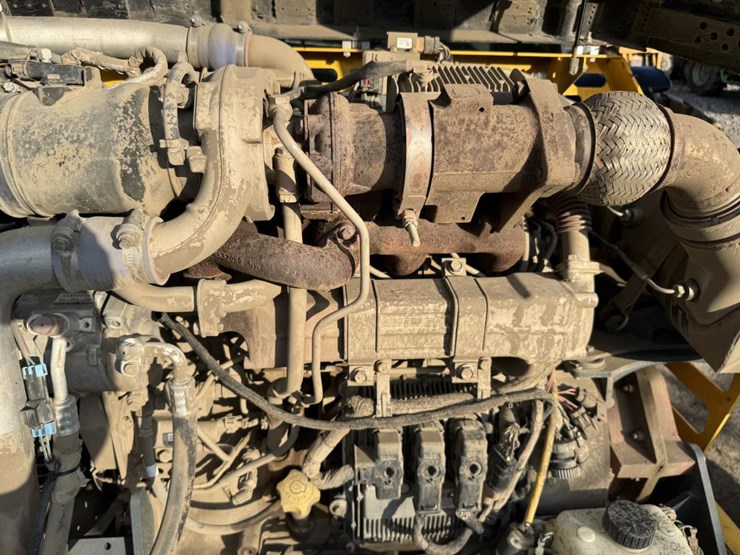 2013-gehl-dl11-image-48