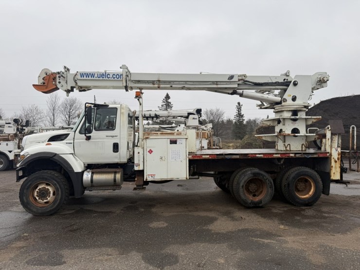 2002-international-7400-image-3