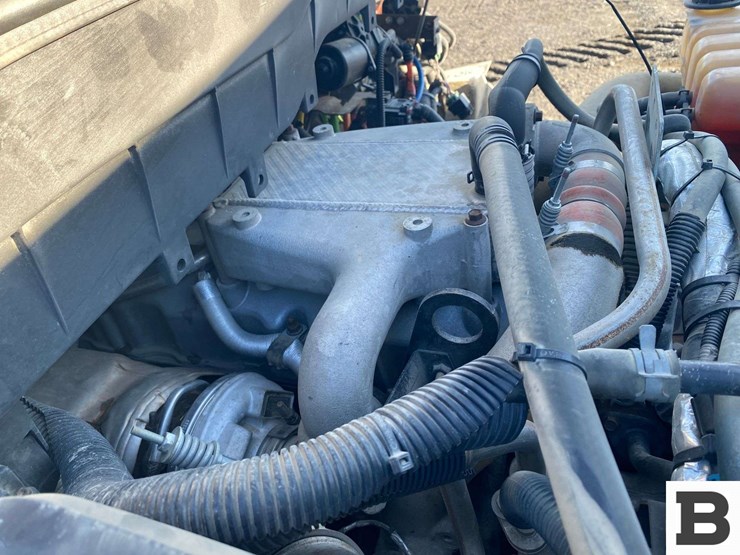 2011-international-durastar-4300-image-68