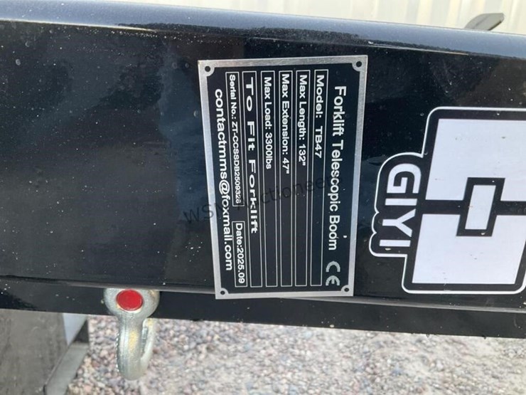 2025-giyi-tb47-telescopic-boom-for-forklift-image-6