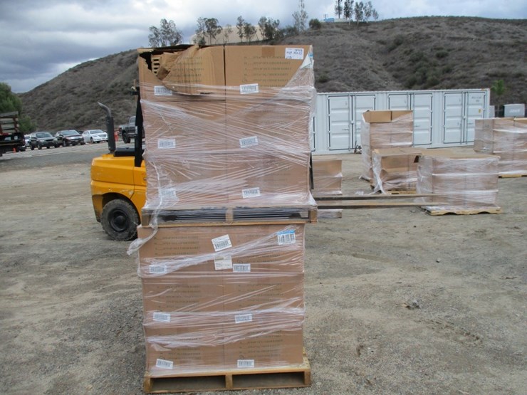 assorted-size-square-cedar-wooden-plant-baskets,-image-2