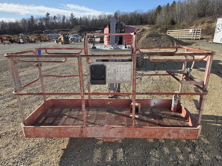 2017-skyjack-sj45t-image-8