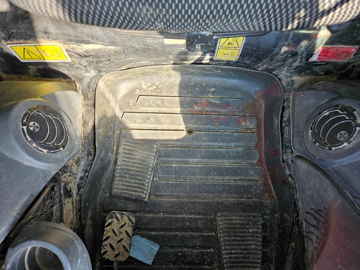 2023-caterpillar-299d3-image-38