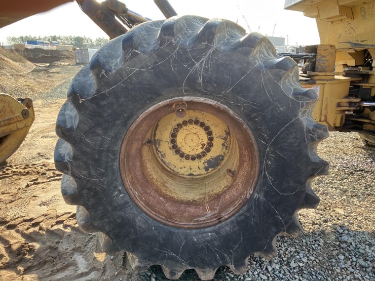 caterpillar-535b-image-58