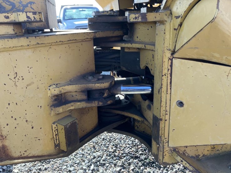 caterpillar-535b-image-22