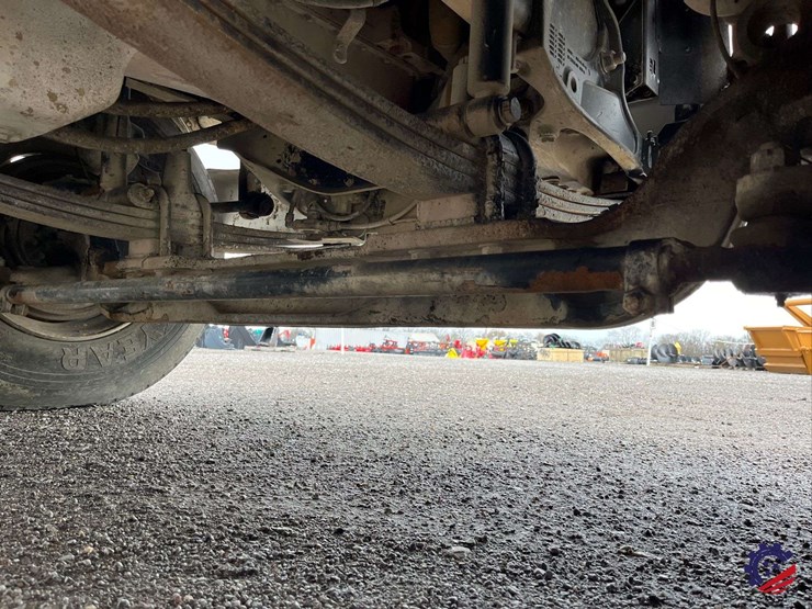 2008-sterling-l7500-image-39