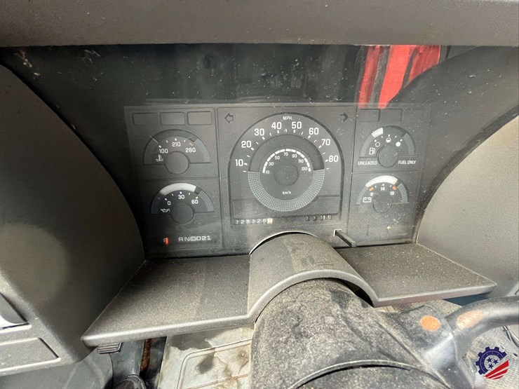 1990-gmc-sierra-pickup-truck-image-58