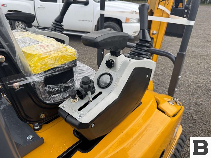 2025-cfg-industrial-qk20r-mini-excavator-image-21