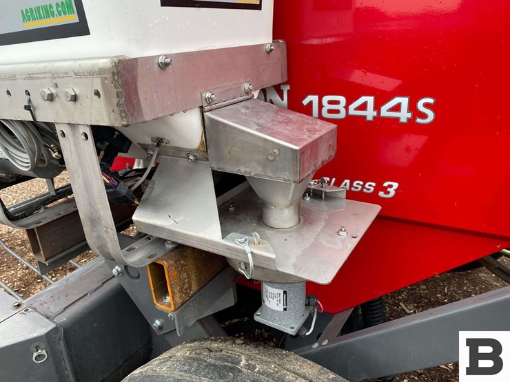 massey-ferguson-1844s-image-25