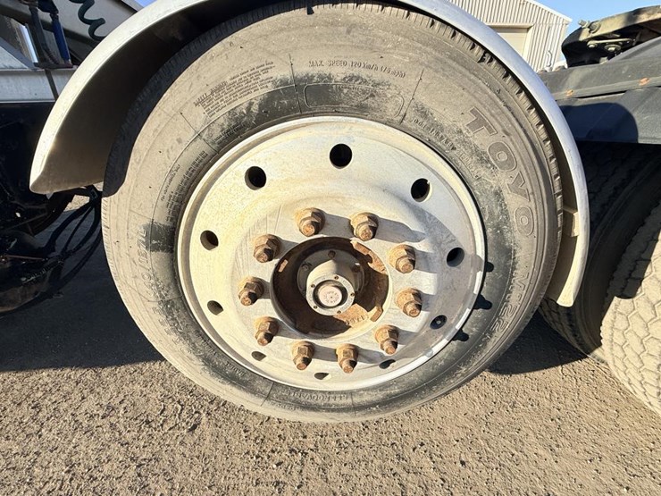 #1980-•-2008-international-eagle-day-cab-truck-tractor-image-52