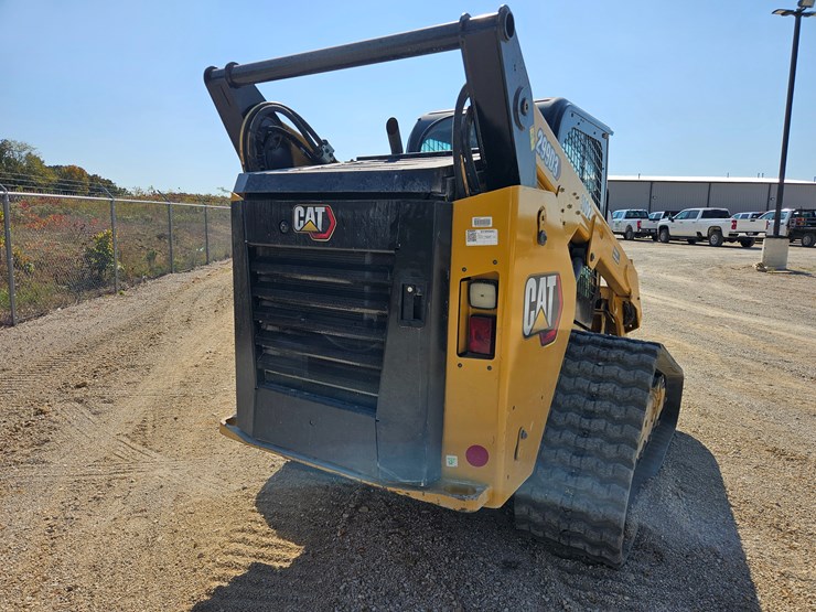 2023-caterpillar-299d3-image-12