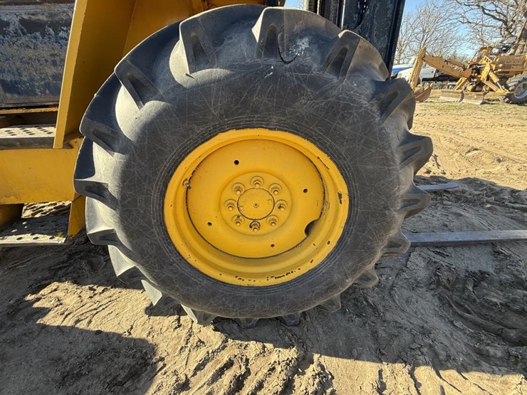 #1975-•-massey-ferguson-14k-forklift-image-29