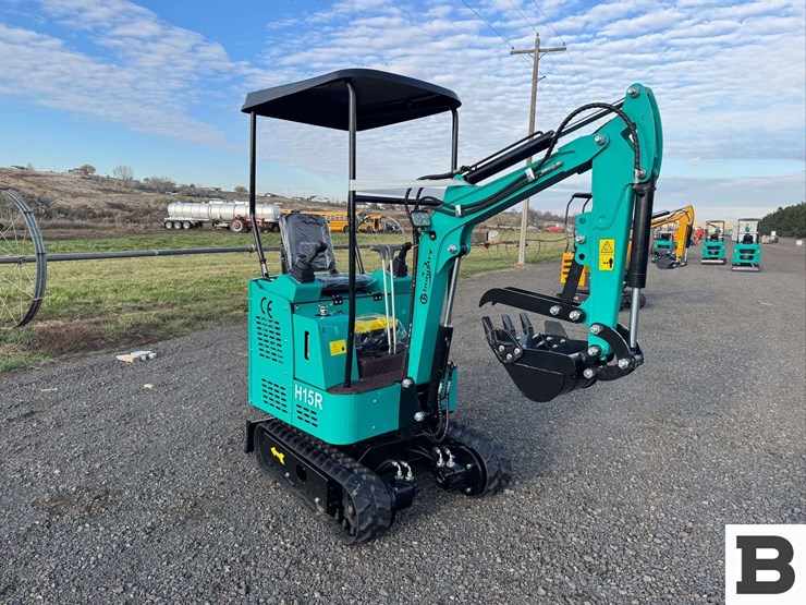 2025-cfg-industrial-h15r-mini-excavator-image-8
