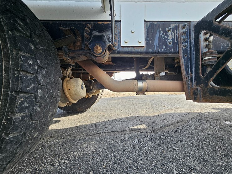 2016-freightliner-s2g-image-76