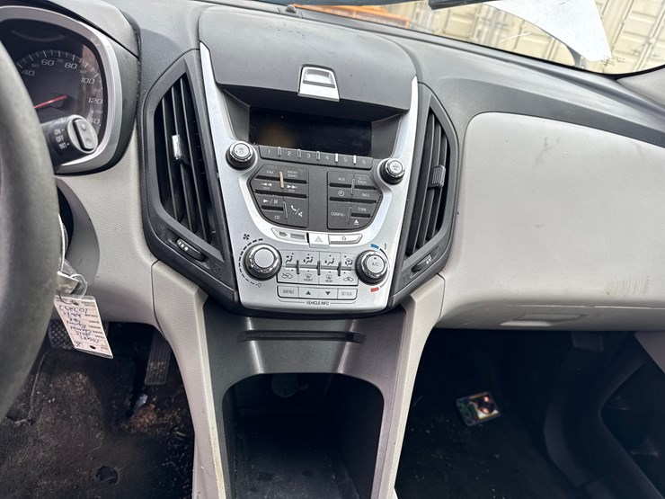 2015-chevrolet-equinox-image-20